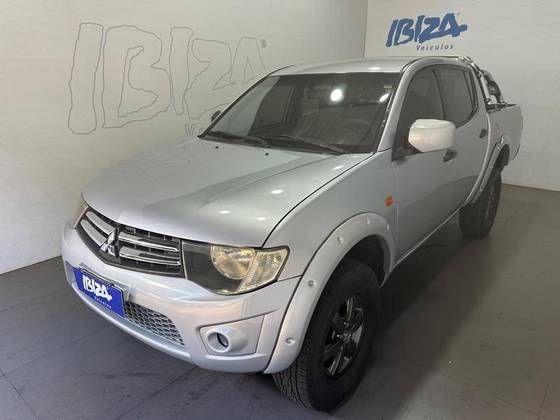 MITSUBISHI L200 TRITON 2013