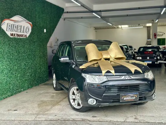 MITSUBISHI OUTLANDER 2014