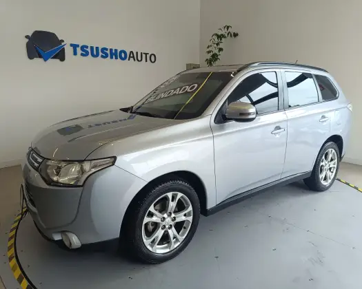MITSUBISHI OUTLANDER 2015