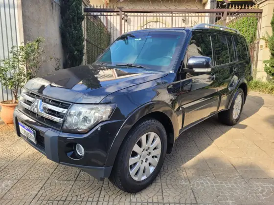 MITSUBISHI PAJERO FULL 2008