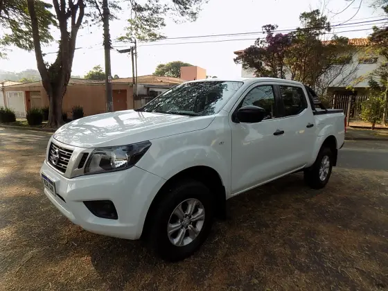 NISSAN FRONTIER 2019