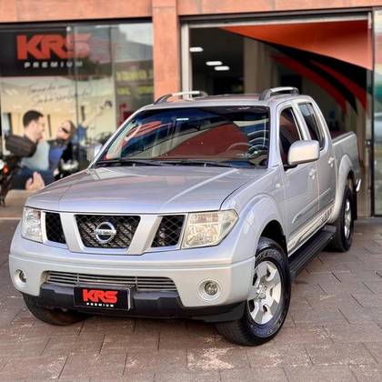 NISSAN FRONTIER 2013
