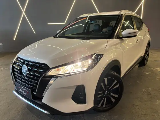 NISSAN KICKS 2022