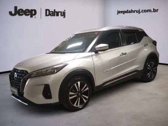 NISSAN KICKS 2022