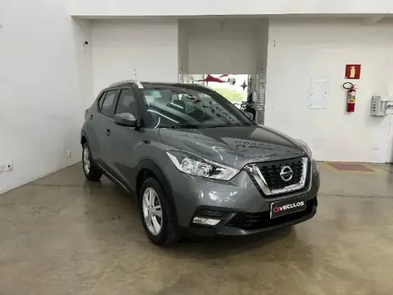 NISSAN KICKS 2021