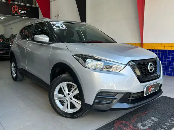 NISSAN KICKS 2020
