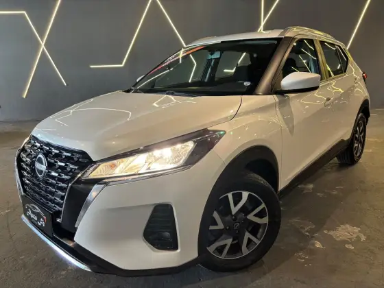 NISSAN KICKS 2023