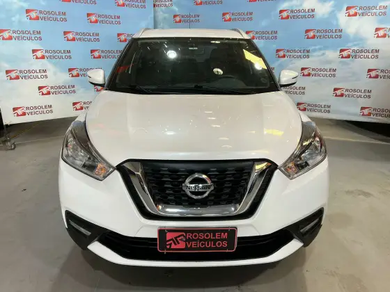 NISSAN KICKS 2020