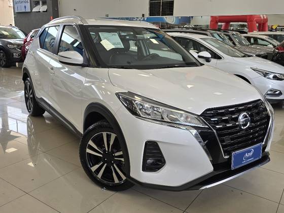 NISSAN KICKS 2022