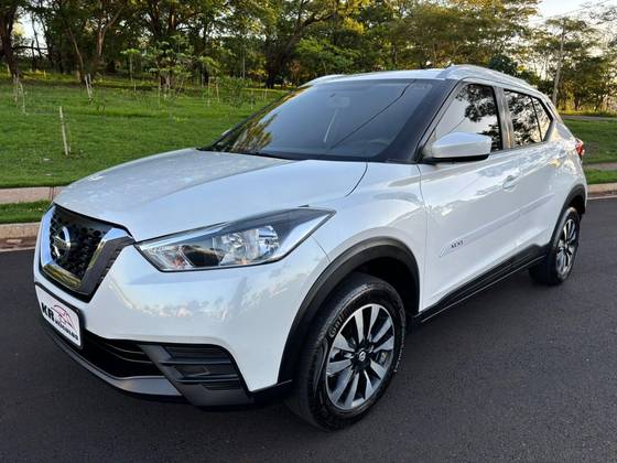 NISSAN KICKS 2019