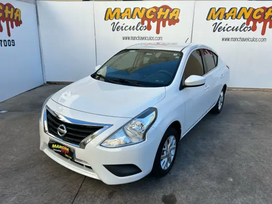 NISSAN VERSA 2016