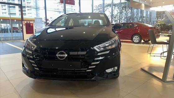 NISSAN VERSA 2025