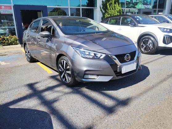 NISSAN VERSA 2022