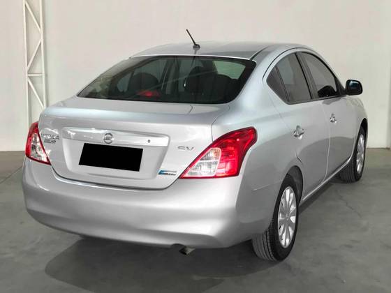 NISSAN VERSA 2013