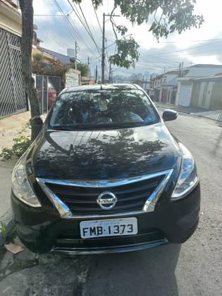 NISSAN VERSA 2019