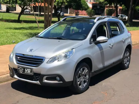 PEUGEOT 2008 2017