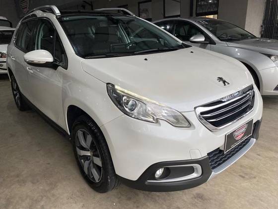 PEUGEOT 2008 2018