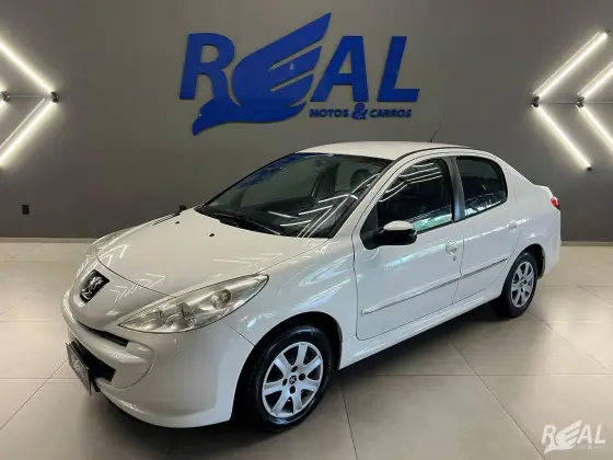 PEUGEOT 207 2014