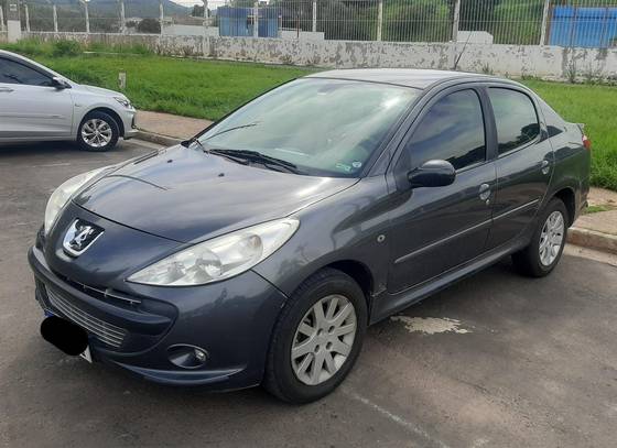 PEUGEOT 207 2011