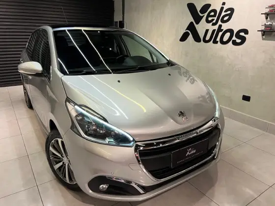 PEUGEOT 208 2018