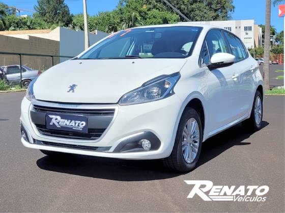 PEUGEOT 208 2017