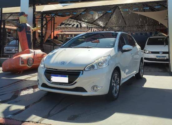 PEUGEOT 208 2016