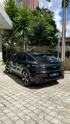 PORSCHE CAYENNE 2024