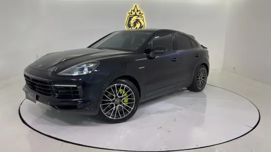 PORSCHE CAYENNE 2021