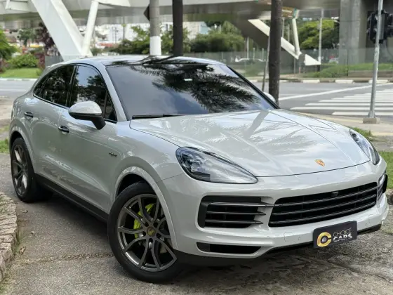 PORSCHE CAYENNE 2023