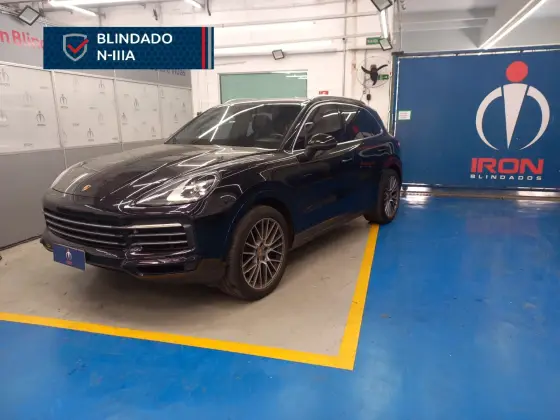 PORSCHE CAYENNE 2019