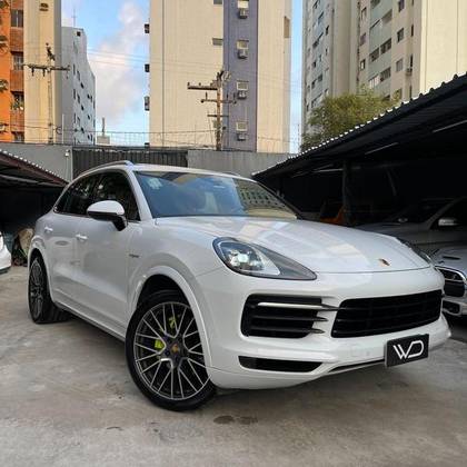 PORSCHE CAYENNE 2020