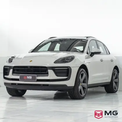 PORSCHE MACAN 2024