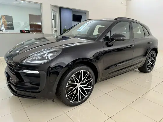 PORSCHE MACAN 2024