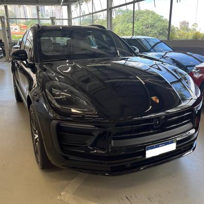 PORSCHE MACAN 2022