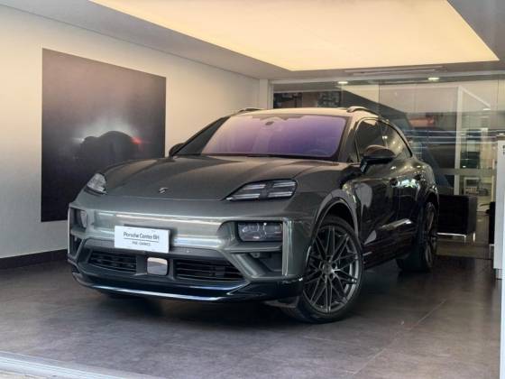 PORSCHE MACAN 2024