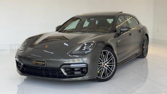 PORSCHE PANAMERA 2022