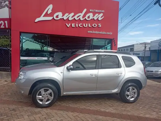 RENAULT DUSTER 2015