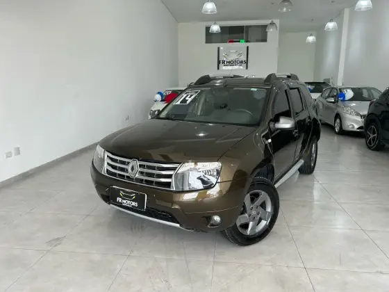 RENAULT DUSTER 2014