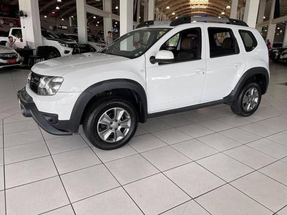 RENAULT DUSTER 2019