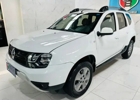 RENAULT DUSTER 2019
