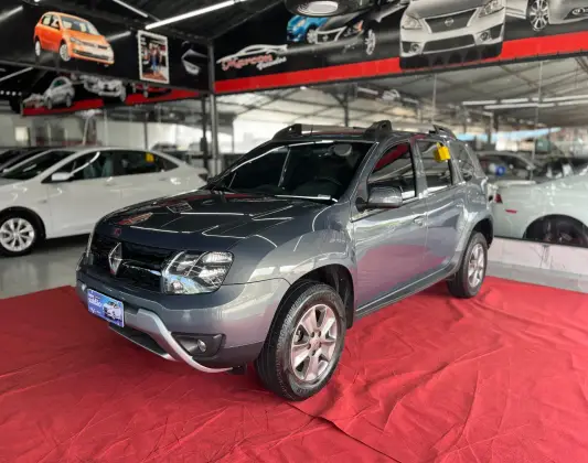RENAULT DUSTER 2019