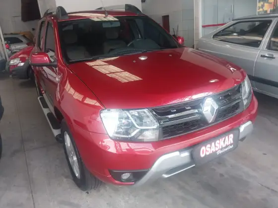 RENAULT DUSTER 2016