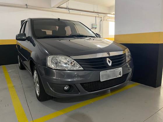 RENAULT LOGAN 2013