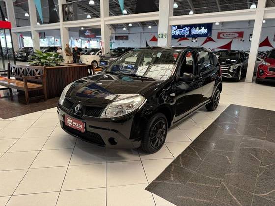 RENAULT SANDERO 2011