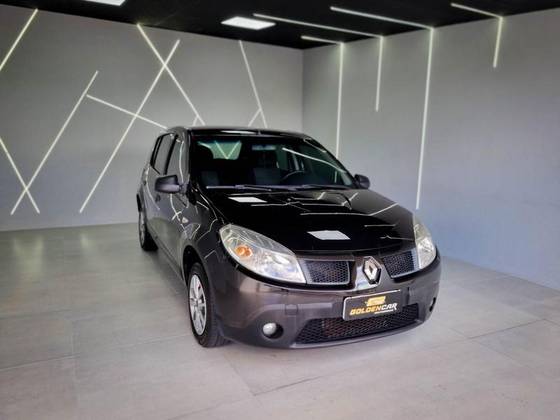 RENAULT SANDERO 2010