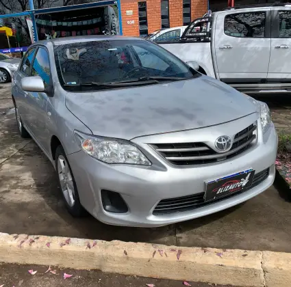 TOYOTA COROLLA 2012