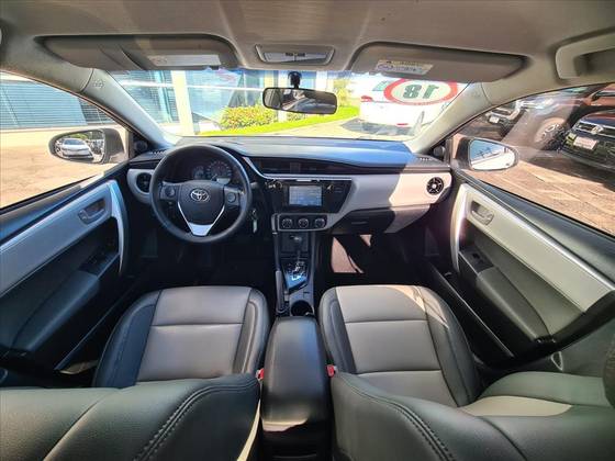 TOYOTA COROLLA 2018
