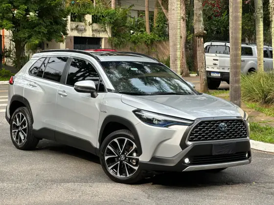 TOYOTA COROLLA CROSS 2023