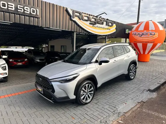 TOYOTA COROLLA CROSS 2024