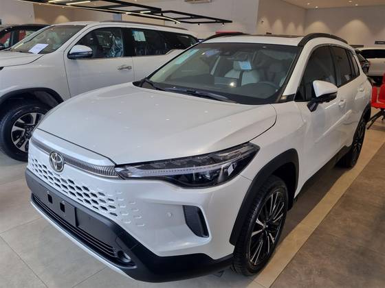 TOYOTA COROLLA CROSS 2026